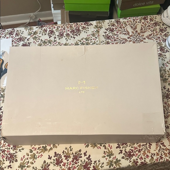 Marc Fisher Ginnie Knee High Boot Size 7.5 - Picture 10 of 10